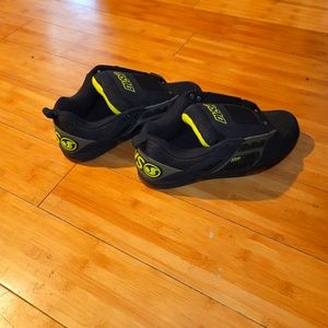 New dvs shoes
